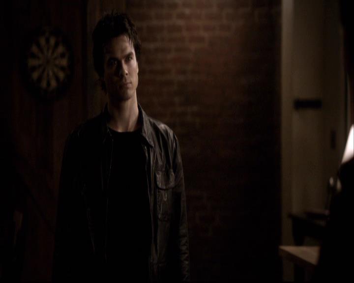 VampireDiariesWorld-dot-org_2x20TheLastDay2056.jpg