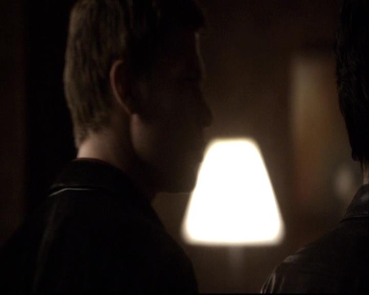 VampireDiariesWorld-dot-org_2x20TheLastDay2078.jpg