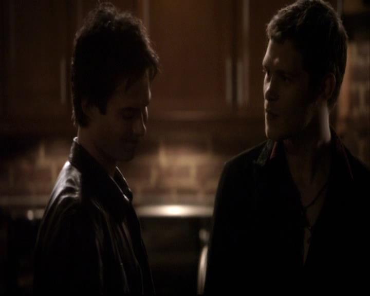 VampireDiariesWorld-dot-org_2x20TheLastDay2082.jpg