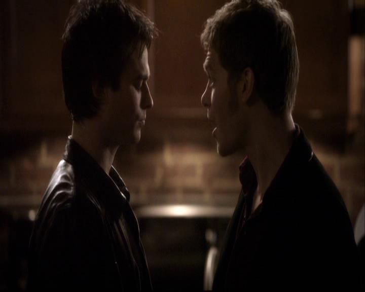 VampireDiariesWorld-dot-org_2x20TheLastDay2087.jpg