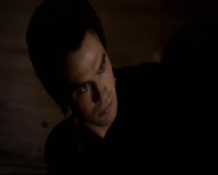 VampireDiariesWorld-dot-org_2x20TheLastDay2180.jpg