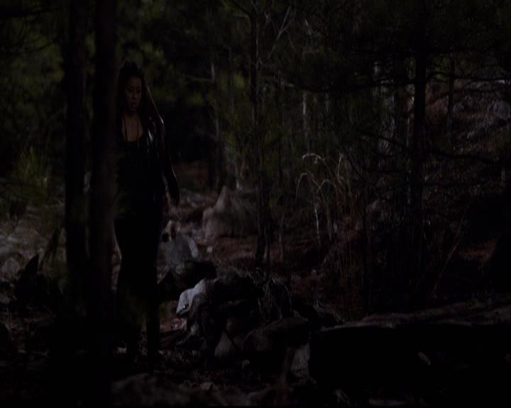 VampireDiariesWorld-dot-org_2x20TheLastDay2183.jpg