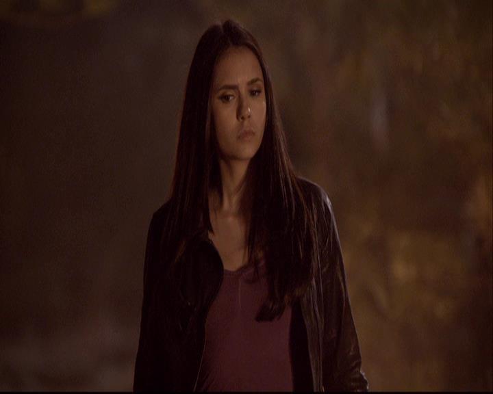 VampireDiariesWorld-dot-org_2x20TheLastDay2212.jpg
