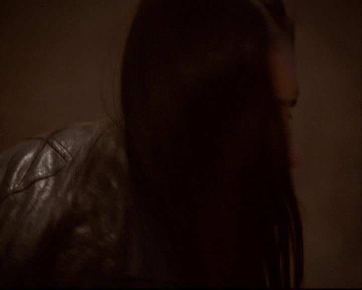 VampireDiariesWorld-dot-org_2x20TheLastDay2226.jpg
