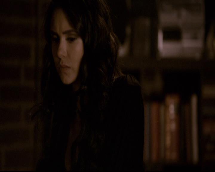VampireDiariesWorld-dot-org_2x21TheSunAlsoRises0056.jpg