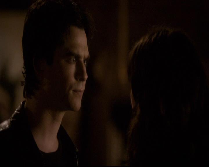 VampireDiariesWorld-dot-org_2x21TheSunAlsoRises0074.jpg