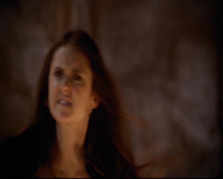 VampireDiariesWorld-dot-org_2x21TheSunAlsoRises0183.jpg