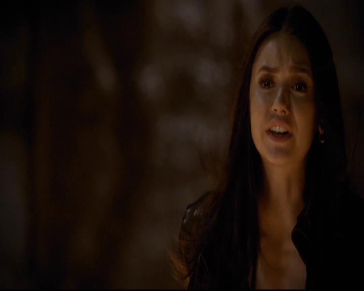 VampireDiariesWorld-dot-org_2x21TheSunAlsoRises0192.jpg