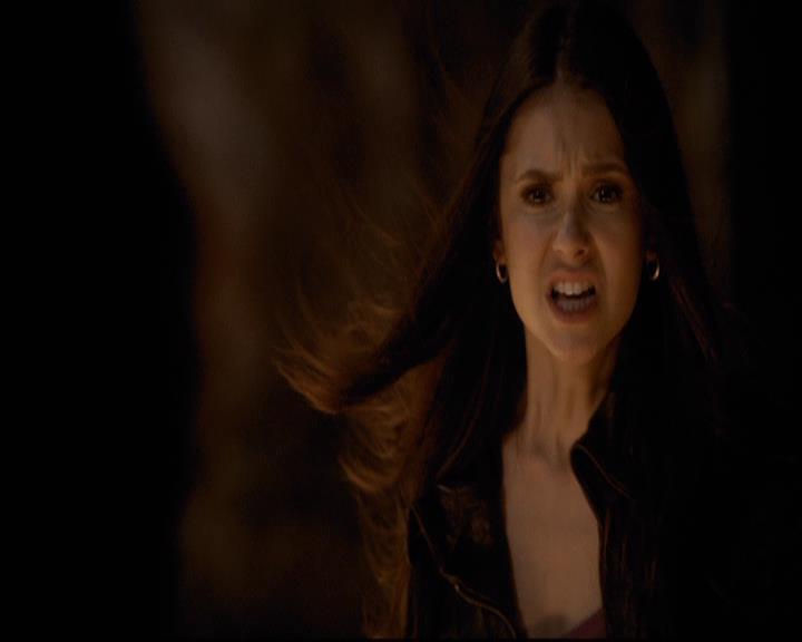 VampireDiariesWorld-dot-org_2x21TheSunAlsoRises0209.jpg VampireDiariesWorld-dot-org_2x21TheSunAlsoRises0209.jpg