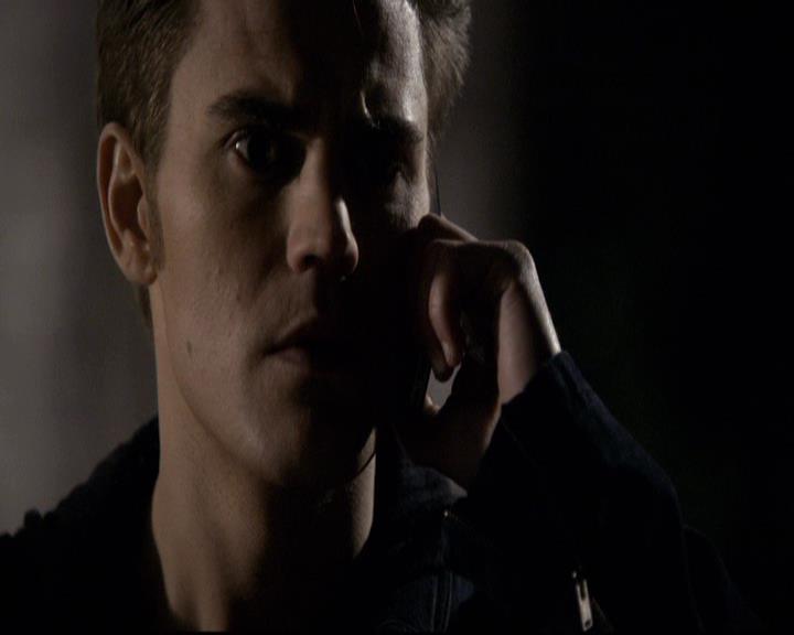 VampireDiariesWorld-dot-org_2x21TheSunAlsoRises0302.jpg