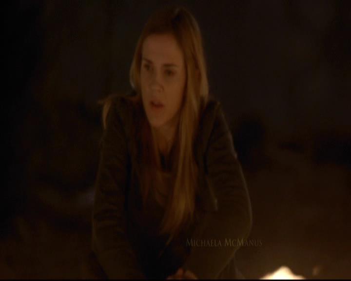 VampireDiariesWorld-dot-org_2x21TheSunAlsoRises0316.jpg
