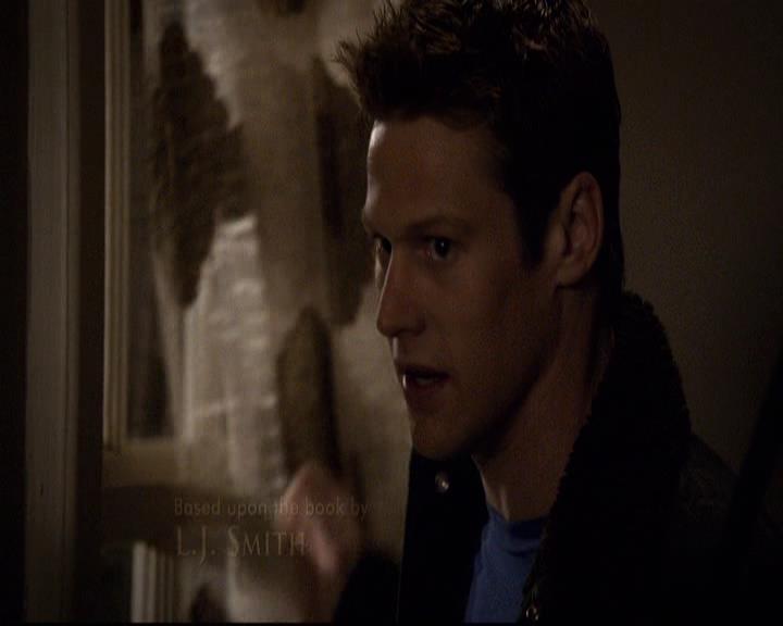 VampireDiariesWorld-dot-org_2x21TheSunAlsoRises0395.jpg VampireDiariesWorld-dot-org_2x21TheSunAlsoRises0395.jpg