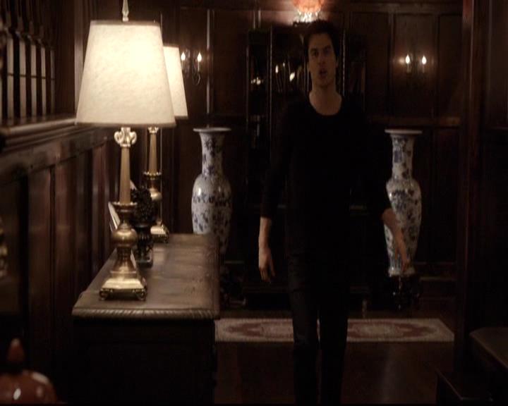 VampireDiariesWorld-dot-org_2x21TheSunAlsoRises0436.jpg VampireDiariesWorld-dot-org_2x21TheSunAlsoRises0436.jpg