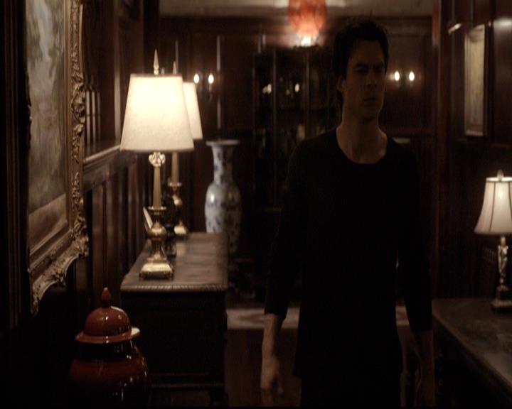 VampireDiariesWorld-dot-org_2x21TheSunAlsoRises0438.jpg VampireDiariesWorld-dot-org_2x21TheSunAlsoRises0438.jpg