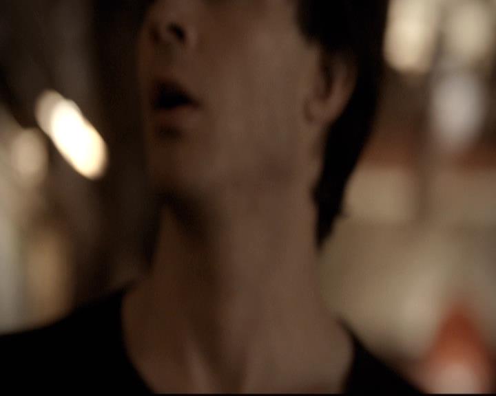VampireDiariesWorld-dot-org_2x21TheSunAlsoRises0440.jpg VampireDiariesWorld-dot-org_2x21TheSunAlsoRises0440.jpg