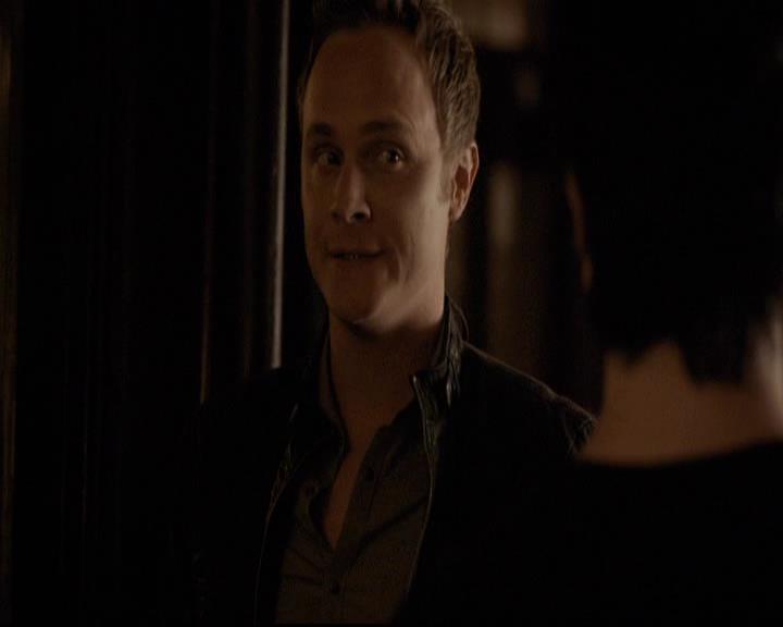 VampireDiariesWorld-dot-org_2x21TheSunAlsoRises0485.jpg