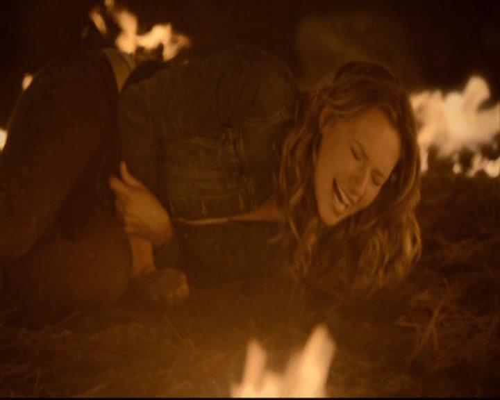 VampireDiariesWorld-dot-org_2x21TheSunAlsoRises0544.jpg