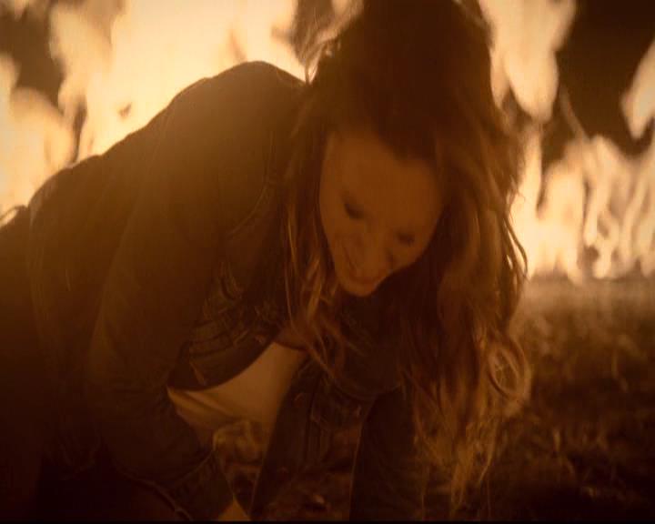 VampireDiariesWorld-dot-org_2x21TheSunAlsoRises0548.jpg
