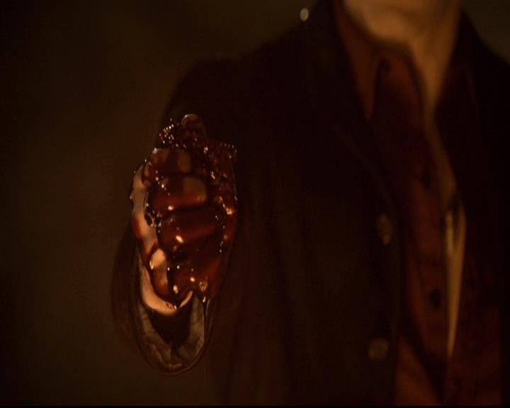 VampireDiariesWorld-dot-org_2x21TheSunAlsoRises0661.jpg