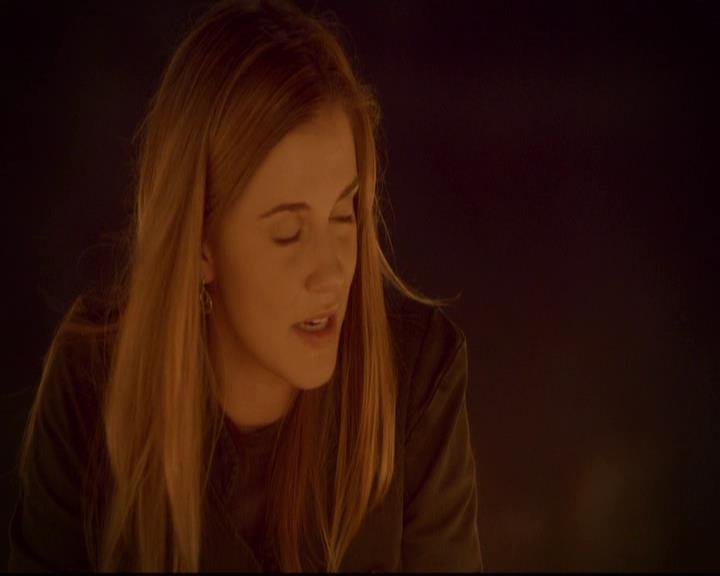 VampireDiariesWorld-dot-org_2x21TheSunAlsoRises0677.jpg