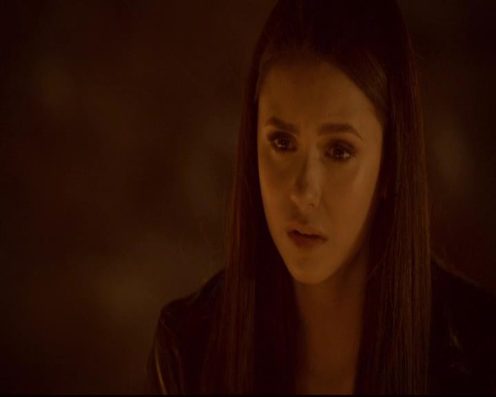 VampireDiariesWorld-dot-org_2x21TheSunAlsoRises0725.jpg