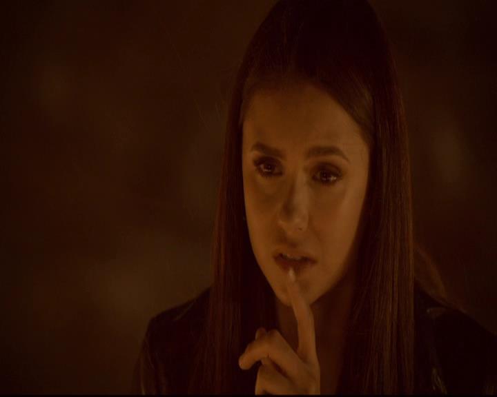 VampireDiariesWorld-dot-org_2x21TheSunAlsoRises0728.jpg
