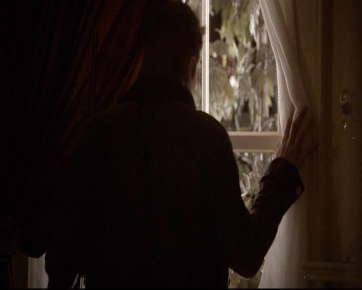 VampireDiariesWorld-dot-org_2x21TheSunAlsoRises0737.jpg