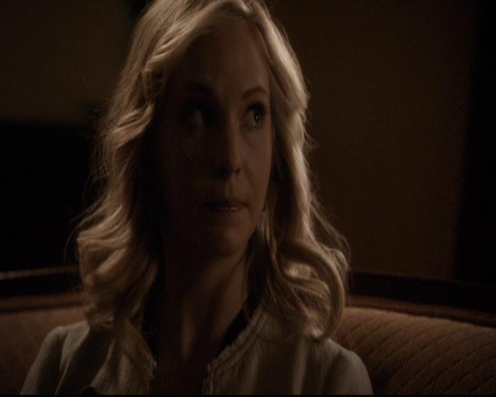 VampireDiariesWorld-dot-org_2x21TheSunAlsoRises0745.jpg