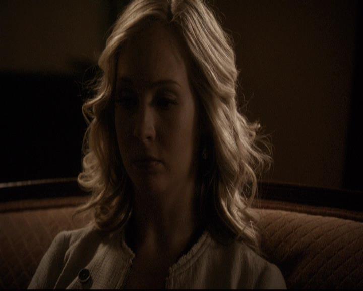 VampireDiariesWorld-dot-org_2x21TheSunAlsoRises0755.jpg
