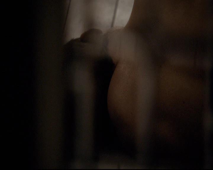 VampireDiariesWorld-dot-org_2x21TheSunAlsoRises0769.jpg