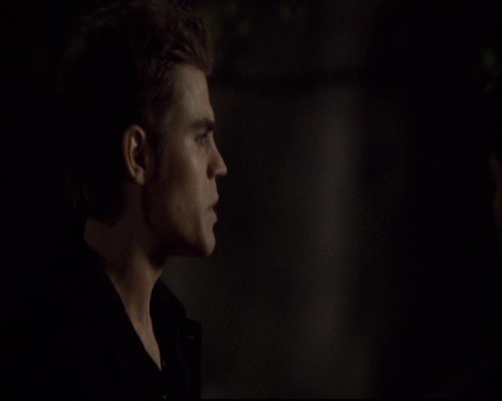 VampireDiariesWorld-dot-org_2x21TheSunAlsoRises0829.jpg