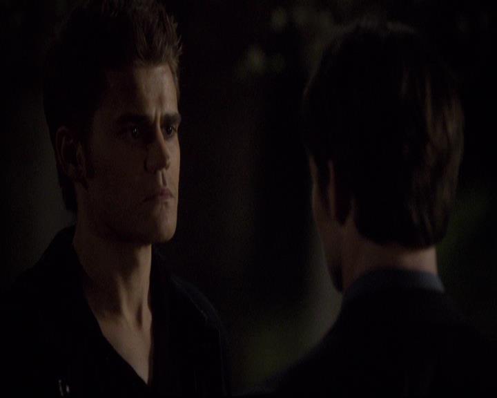 VampireDiariesWorld-dot-org_2x21TheSunAlsoRises0831.jpg