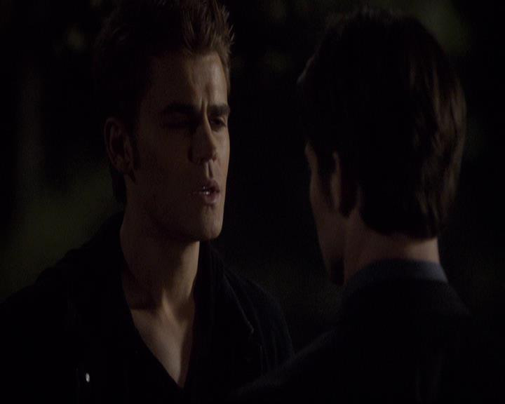 VampireDiariesWorld-dot-org_2x21TheSunAlsoRises0837.jpg