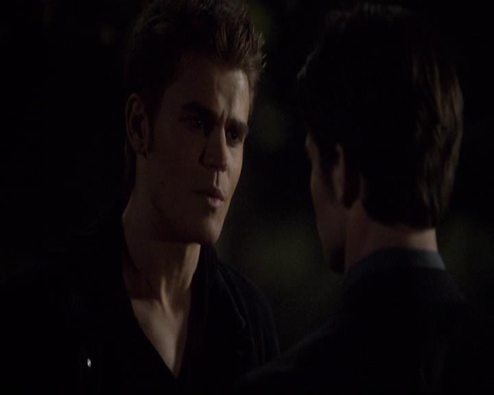 VampireDiariesWorld-dot-org_2x21TheSunAlsoRises0842.jpg