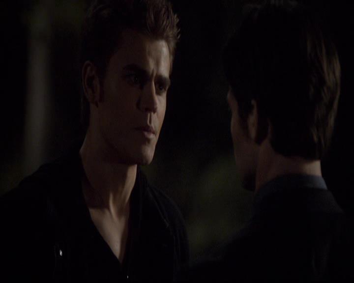 VampireDiariesWorld-dot-org_2x21TheSunAlsoRises0846.jpg VampireDiariesWorld-dot-org_2x21TheSunAlsoRises0846.jpg