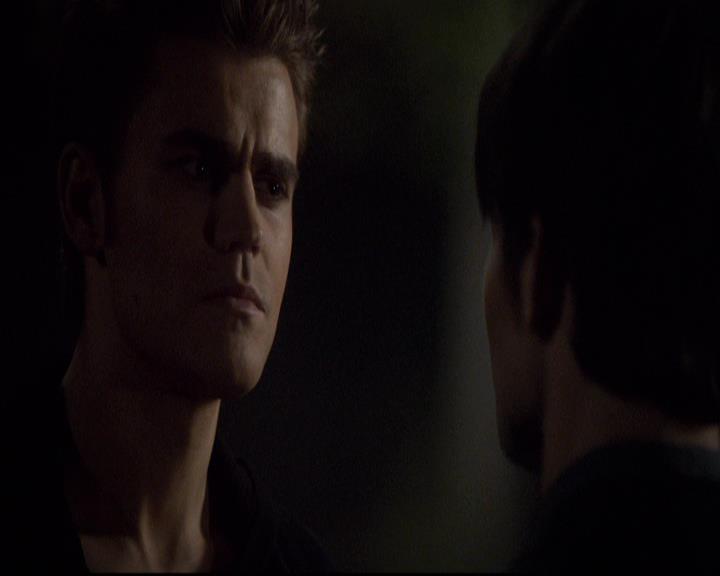 VampireDiariesWorld-dot-org_2x21TheSunAlsoRises0874.jpg