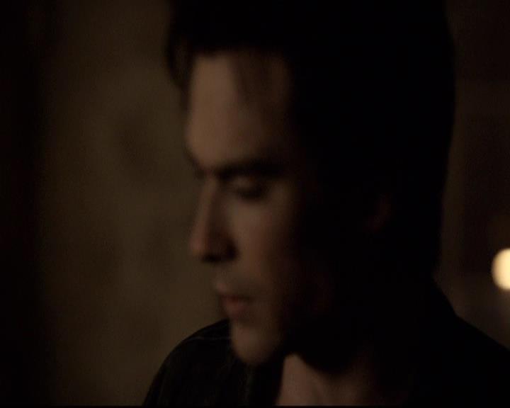 VampireDiariesWorld-dot-org_2x21TheSunAlsoRises0927.jpg