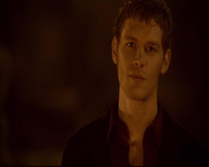 VampireDiariesWorld-dot-org_2x21TheSunAlsoRises0957.jpg