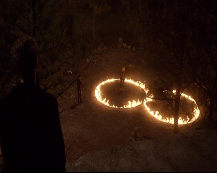 VampireDiariesWorld-dot-org_2x21TheSunAlsoRises0975.jpg VampireDiariesWorld-dot-org_2x21TheSunAlsoRises0975.jpg