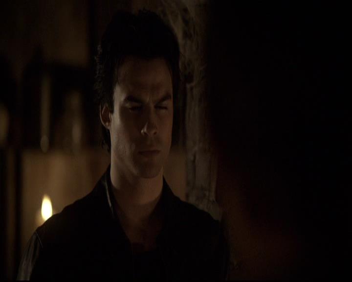 VampireDiariesWorld-dot-org_2x21TheSunAlsoRises0990.jpg