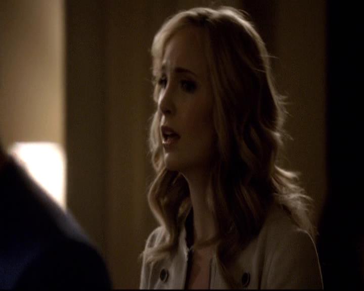 VampireDiariesWorld-dot-org_2x21TheSunAlsoRises1148.jpg
