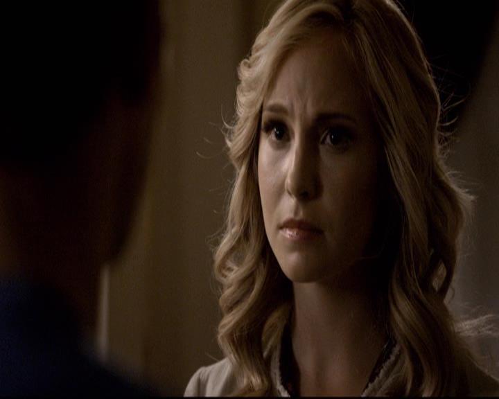 VampireDiariesWorld-dot-org_2x21TheSunAlsoRises1177.jpg