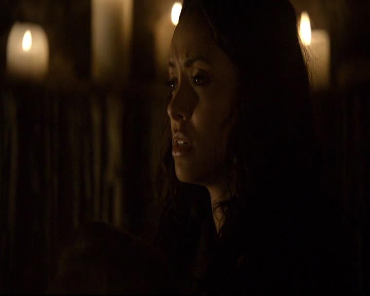 VampireDiariesWorld-dot-org_2x21TheSunAlsoRises1190.jpg VampireDiariesWorld-dot-org_2x21TheSunAlsoRises1190.jpg