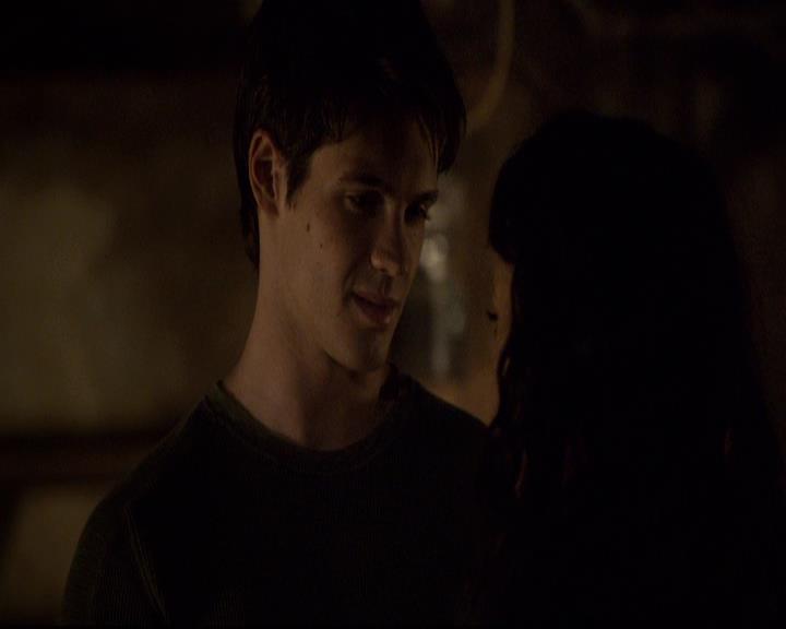 VampireDiariesWorld-dot-org_2x21TheSunAlsoRises1214.jpg