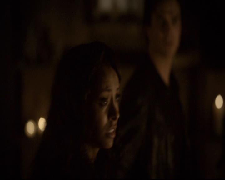 VampireDiariesWorld-dot-org_2x21TheSunAlsoRises1222.jpg