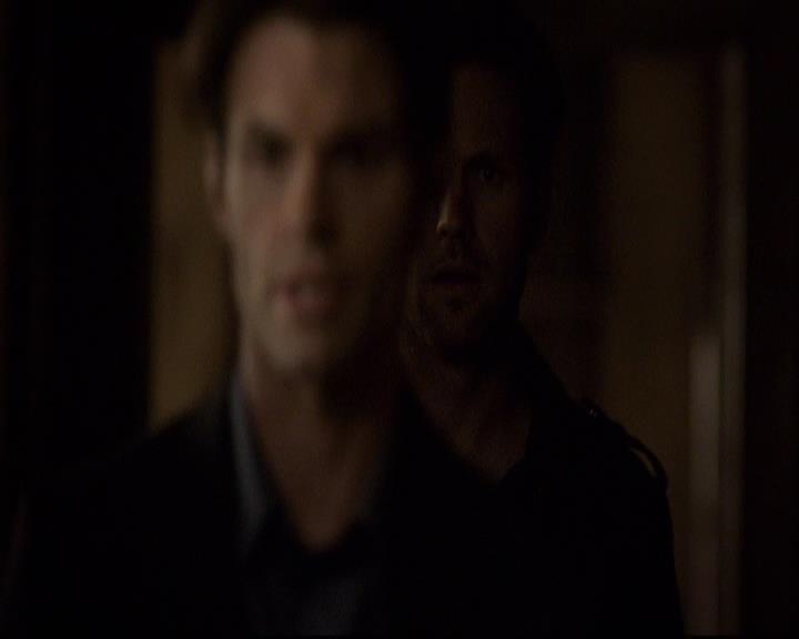 VampireDiariesWorld-dot-org_2x21TheSunAlsoRises1232.jpg