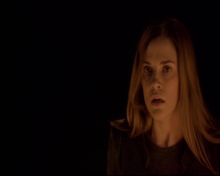 VampireDiariesWorld-dot-org_2x21TheSunAlsoRises1288.jpg