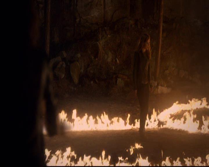 VampireDiariesWorld-dot-org_2x21TheSunAlsoRises1306.jpg