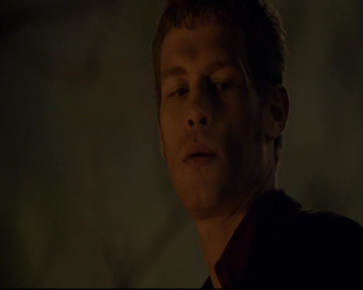 VampireDiariesWorld-dot-org_2x21TheSunAlsoRises1333.jpg
