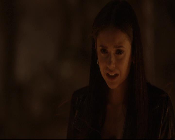 VampireDiariesWorld-dot-org_2x21TheSunAlsoRises1346.jpg